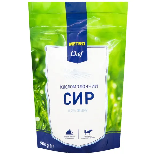 Сир кисломолочний Metro Chef нежирний 0,2% 900г