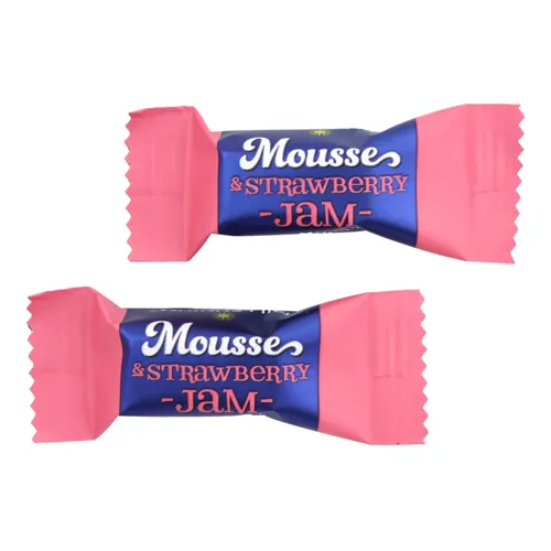 Цукерки шоколадні з полуничною начинкою Mousse Millennium кг