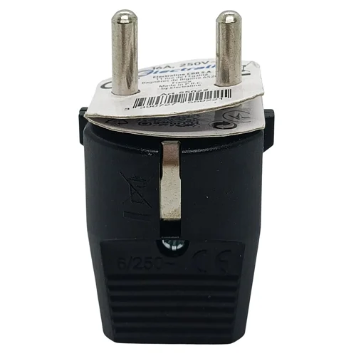 Вилка Electraline 16A/250V з заземленням чорна