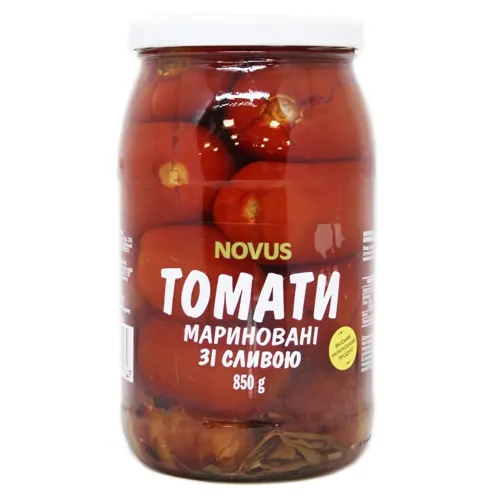 Томати Novus мариновані зі сливою 850г