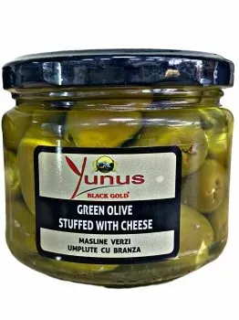 Оливки зелені фаршировані сиром Yunus 290г