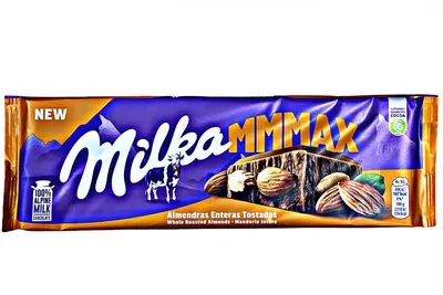 Шоколад Milka молочний з цілим мигдалем 270г