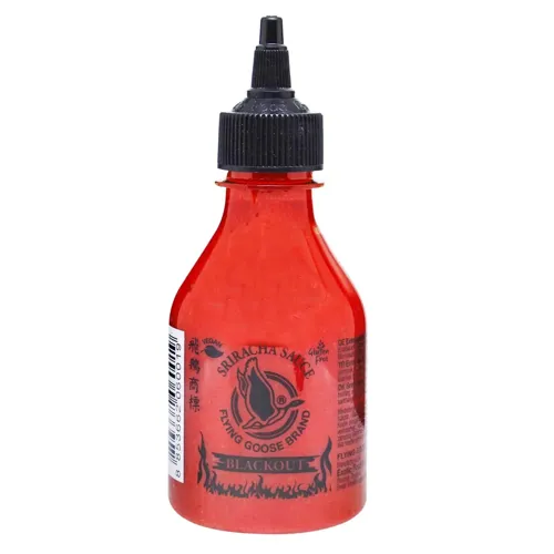 Соус Flying Goose Sriracha Black Out Hot 200мл
