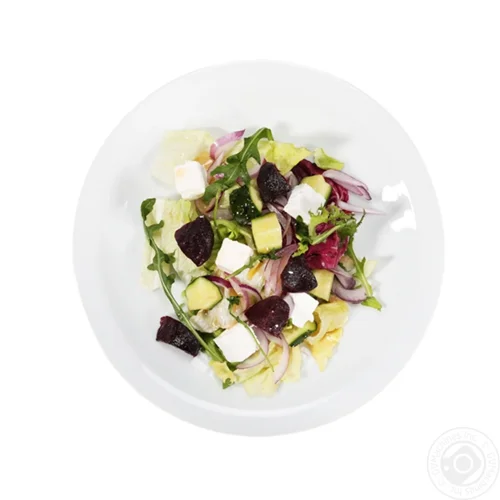 Салат з печеним буряком та фетою