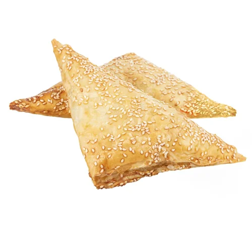 Трикутник з витяжного тіста Філло з курячим м'ясом та соусом Бешамель 80г