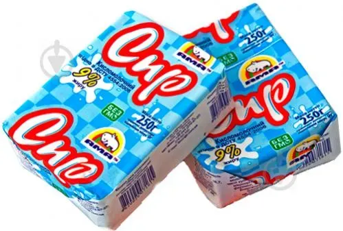 Сир кисломолочний «АМА» 9%, 250г