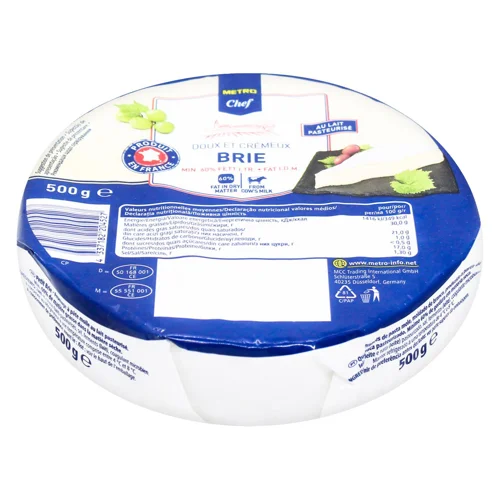 Сир Metro Chef Брі м`який 60% голова