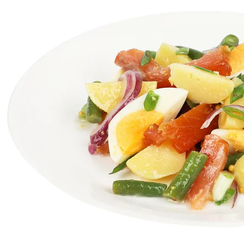 Салат з картоплею та копченим лососем ваг