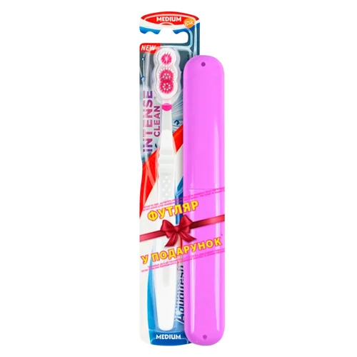 Зубна щітка Aquafresh Intense Clean Medium з футляром