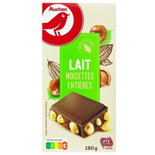 Шоколад молочний Auchan з цільним фундуком 182г