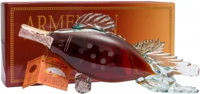 Бренди Прошян Армянский "Риба" 5 років витримки 0.5л 40% в подарунковій упаковці