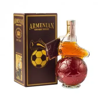 Бренди Армянский "Футбол" 5 років витримки 0.5л 40%
