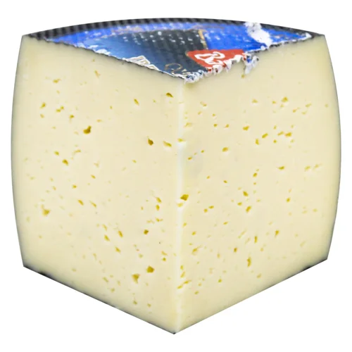 Сир Garcia Baquero козячий 50%