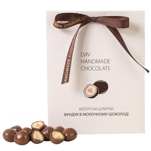Драже Lviv Handmade Chocolate Фундук в молочному шоколаді 100г