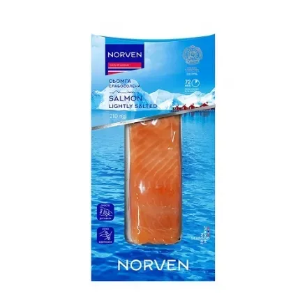 Сьомга 210г Norven слабосолена філе-шматок на шкірі вакуумна упаковка