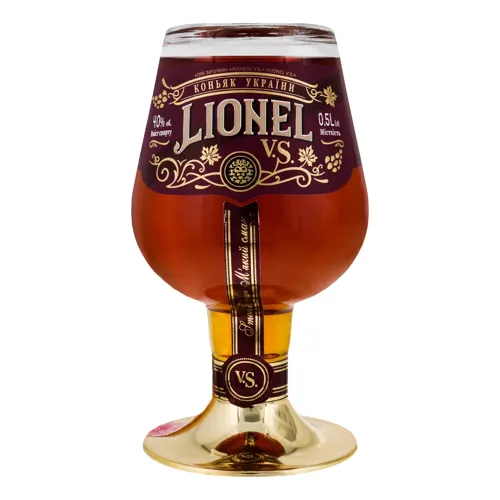 Коньяк 0.5л 40% Три зірки V.S. Lionel пл