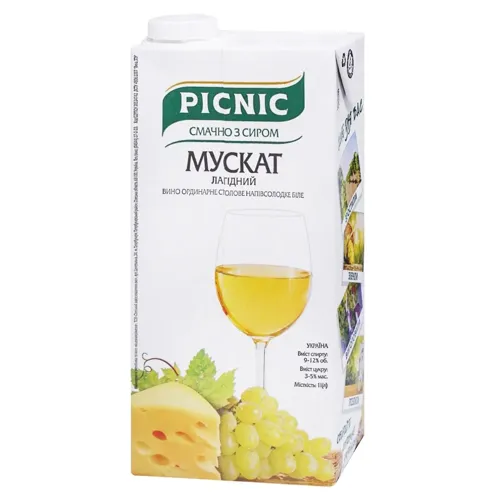 Вино Picnic Мускат біле напівсолодке 12% 1л