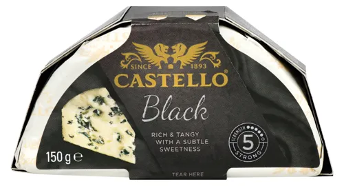 Сир 55% м'який з блакитною пліснявою Black Castello к/у 150г