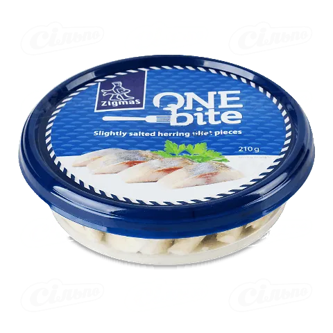 Оселедець Zigmas One Bite філе шматочками слабосолоне в олії, 210г