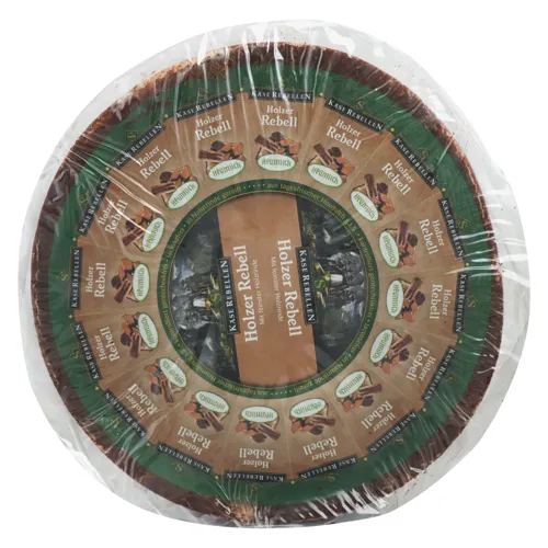 Сир 50% в скоринці з деревної кори Holzer Rebell Kase Rebellen кг