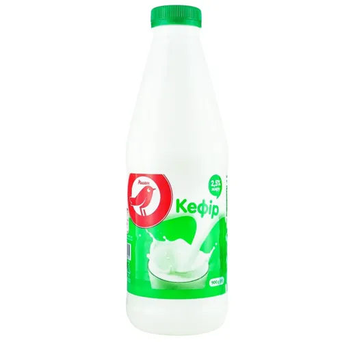 Кефір 2,5% в пластиковій пляшці 900 мл