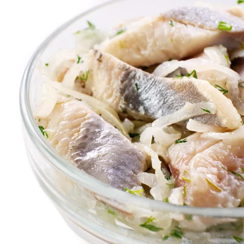 Оселедець з цибулею